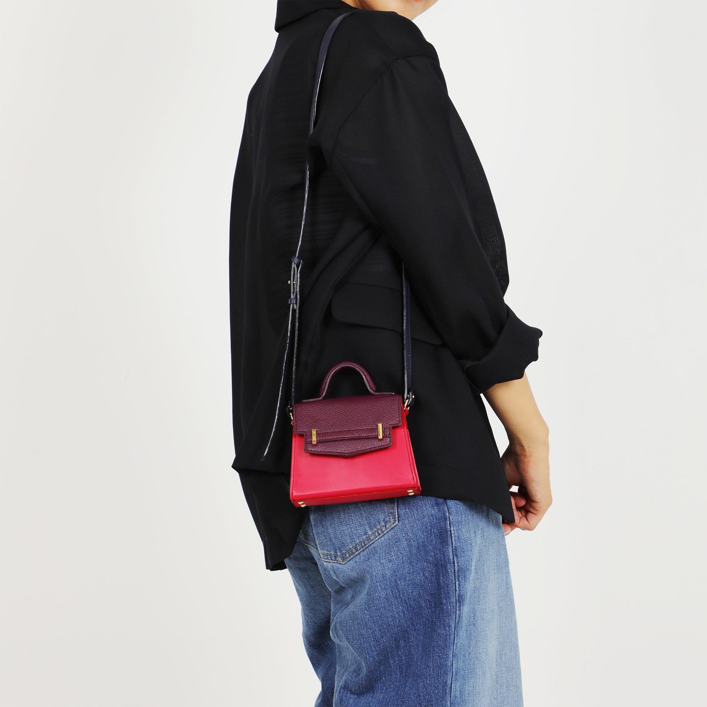 Belted flap / ベルテッドフラップ